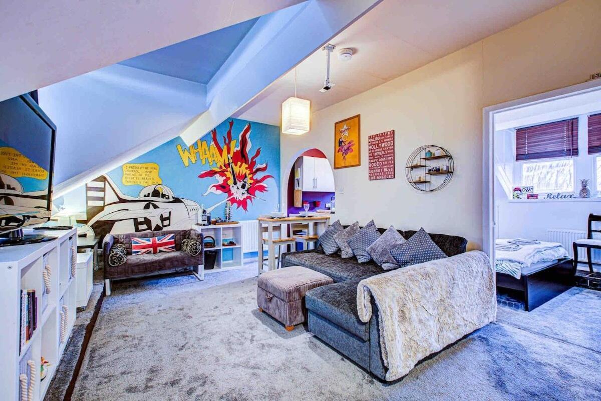 Entire Artistic Open-apartment Apartment