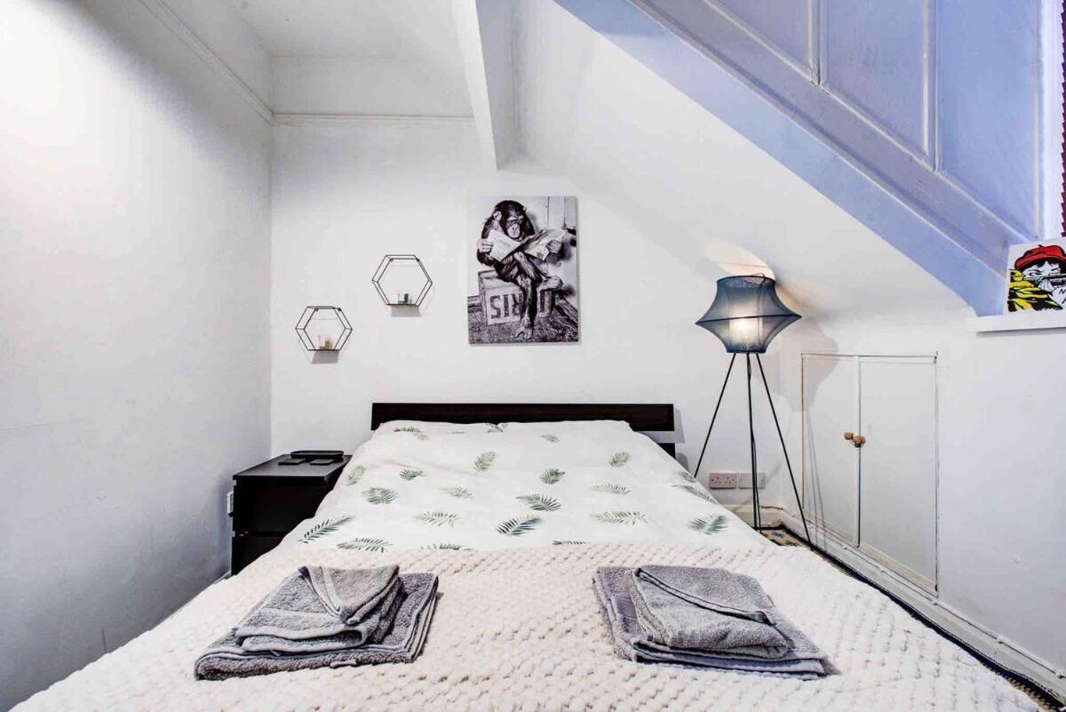 Entire Artistic Open-apartment *