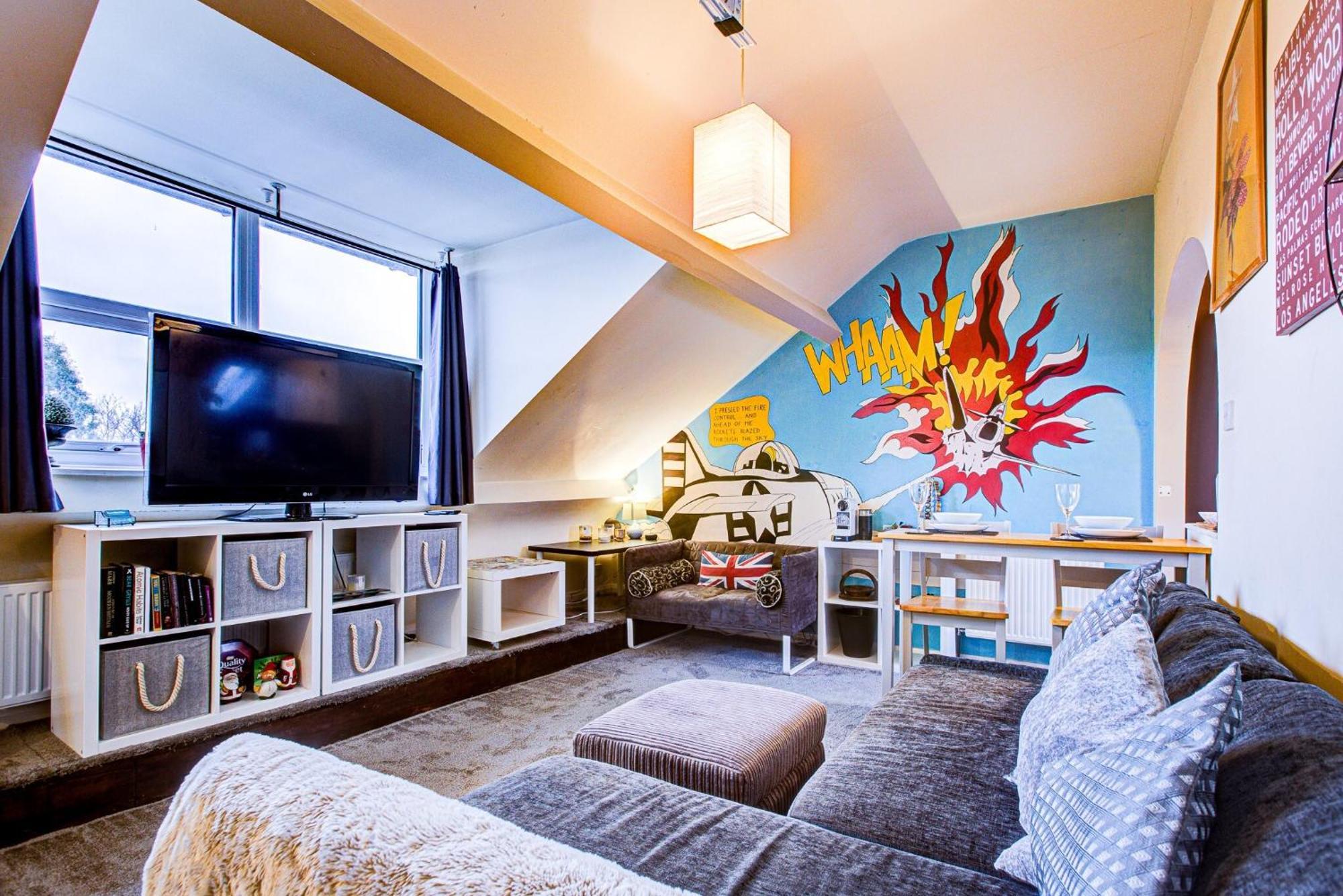 Entire Artistic Open-apartment Southend-on-Sea