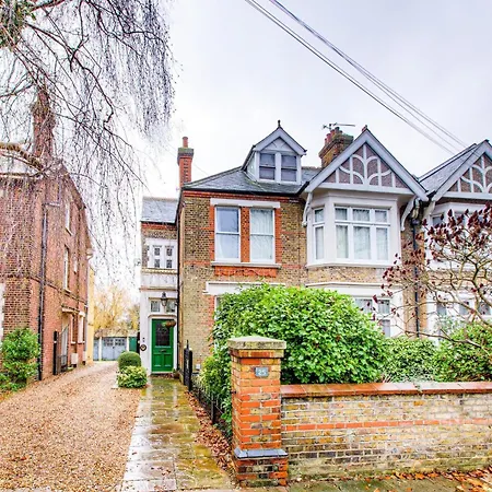 Entire Artistic Open-Apartment Southend-on-Sea Exterior photo